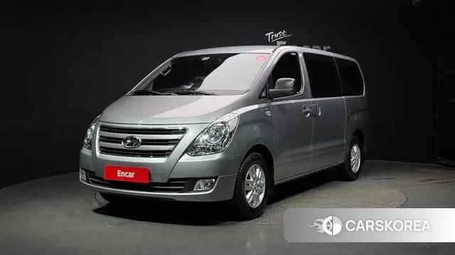 Hyundai Grand Starex 2018 Серебряный из Кореи
