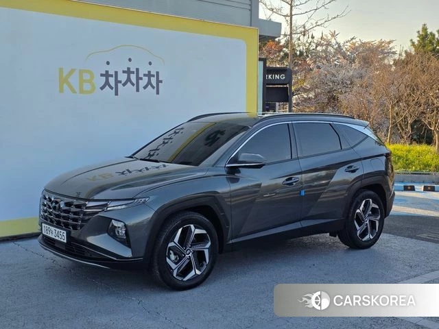 Hyundai Tucson Hybrid (NX4) 2023 Темно-зеленый из Кореи