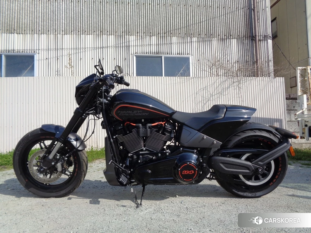 Проданный Harley-Davidson Softail FXDRS1870 114 2019 из Японии