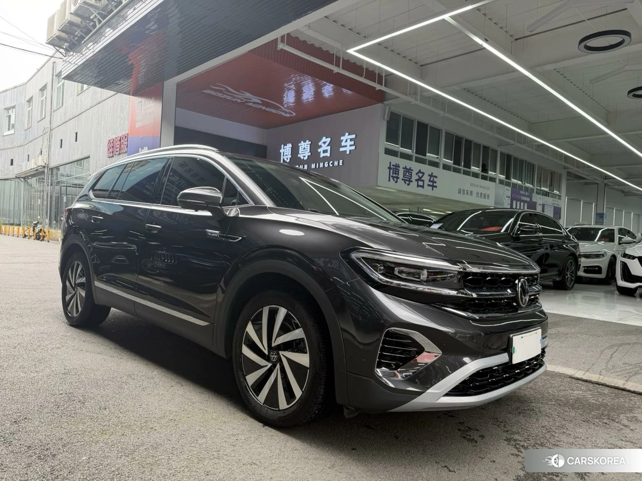 Volkswagen Lanjing 2021 Темно-серый из Китая