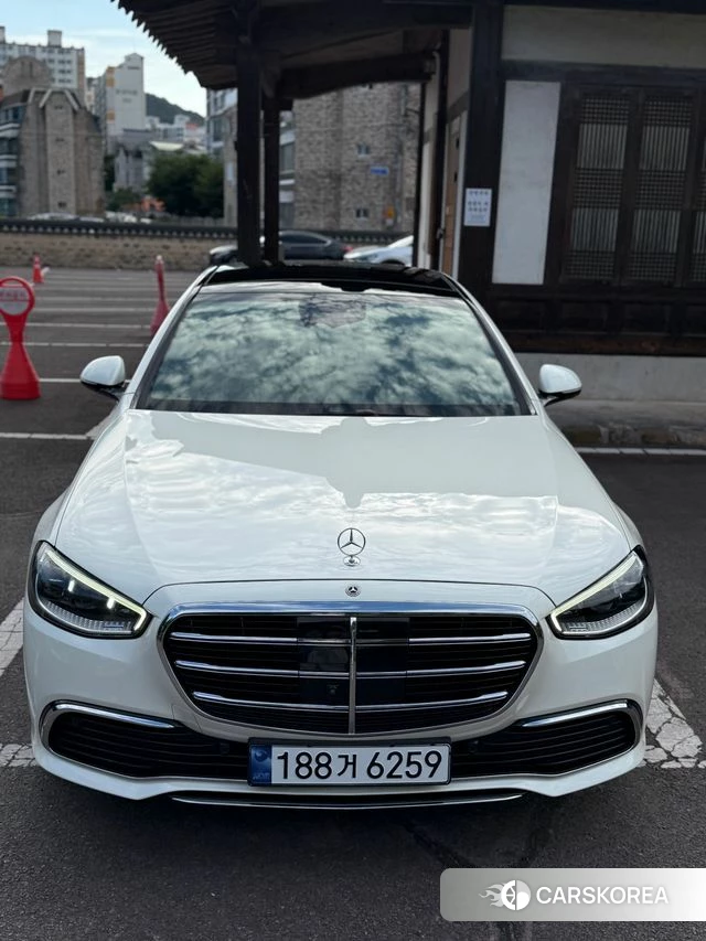 Mercedes-Benz S-Class W223 2022 Жемчужный цвет из Кореи