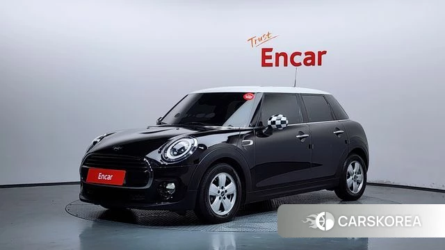Mini Cooper 2019 Черный из Кореи