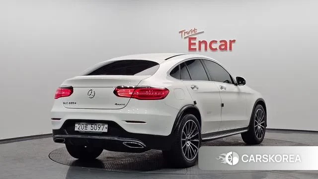 Mercedes-Benz GLC-Class X253 2018 Белый из Кореи