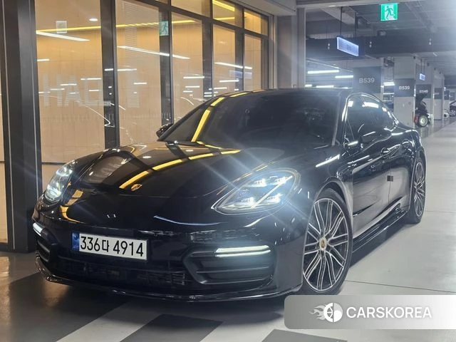 Porsche Panamera (971) 2018 Черный из Кореи