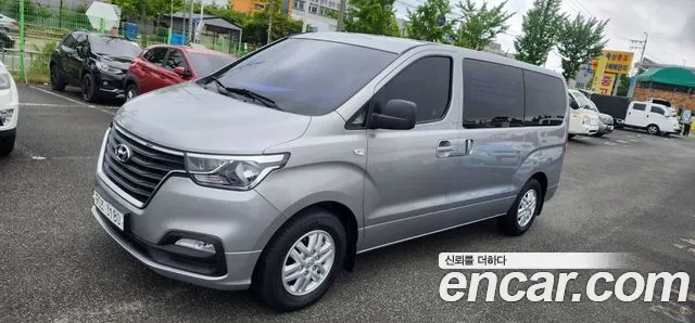 Hyundai The New Grand Starex 2019 Серый из Кореи