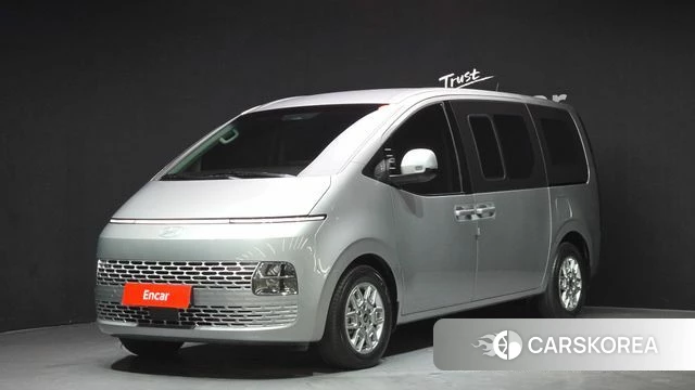 Hyundai Staria 2024 Серебристо-серый из Кореи