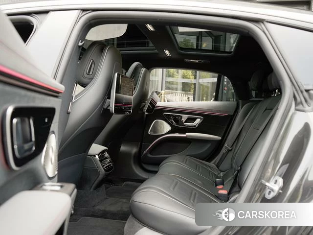 Mercedes-Benz EQS AMG 2023 Темно-серый из Китая