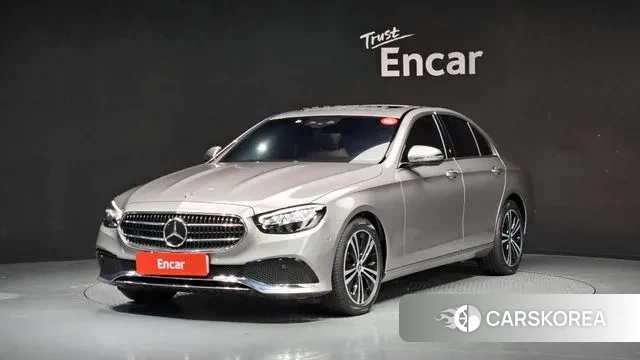 Mercedes-Benz E-Class W213 2020 Песочный из Кореи