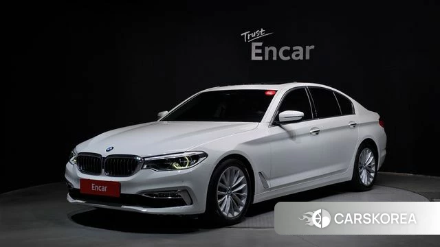 BMW 5 Series (G30) 2018 Белый из Кореи