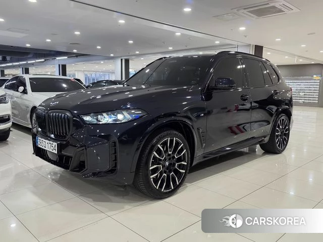 BMW X5 (G05) 2025 Черный из Кореи