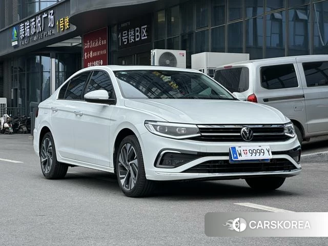Volkswagen Bora 2025 Белый из Китая