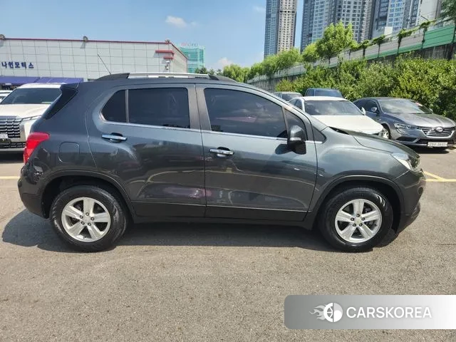 Chevrolet (GM Daewoo) The New Trax 2018 Серый из Кореи