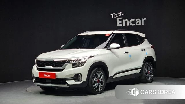 Kia Seltos 2022 Белый из Кореи
