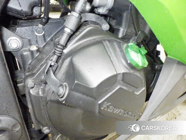 Engine photo