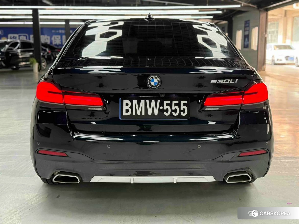 BMW 5 series 2021 Черный из Китая