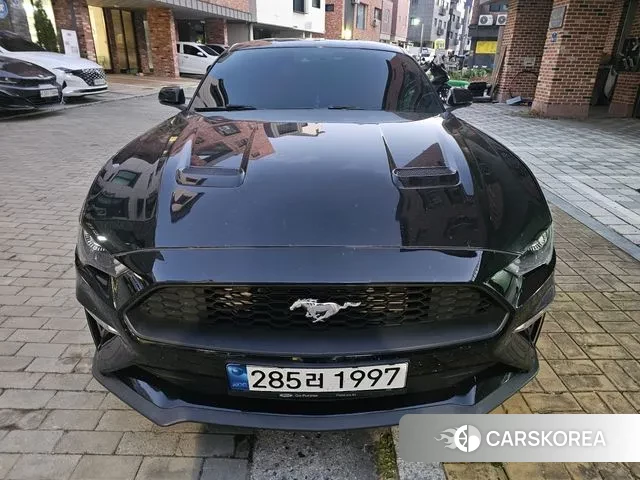 Ford Mustang 2020 Черный из Кореи
