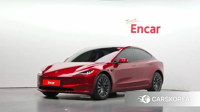 Tesla Model 3 2024 Красный из Кореи
