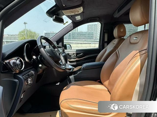 Mercedes-Benz V-class 2022 Черный из Китая