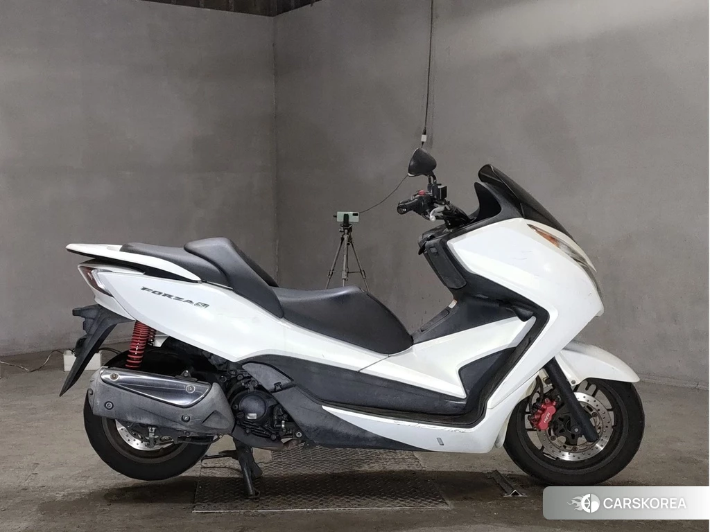 Проданный Honda FORZA 2013 из Японии, фото 2