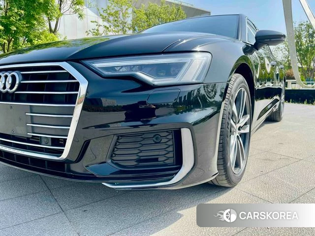 Audi A6L 2022 Черный из Китая
