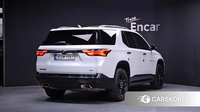 Chevrolet (GM Daewoo) Traverse 2022 Белый из Кореи