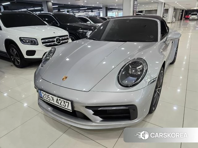 Porsche 911(992) 2024 Серебряный из Кореи