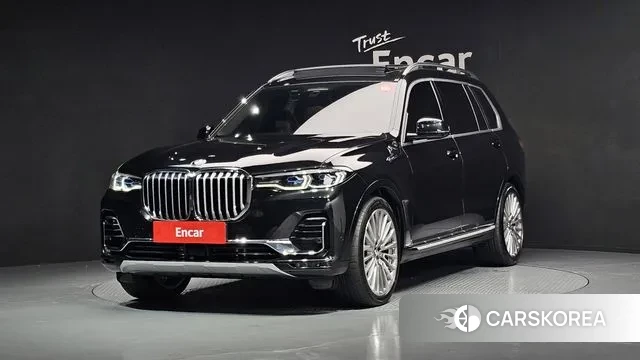 BMW X7 (G07) 2022 Черный из Кореи