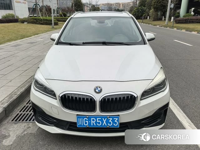 BMW 2 series station wagon 2019 Белый из Китая