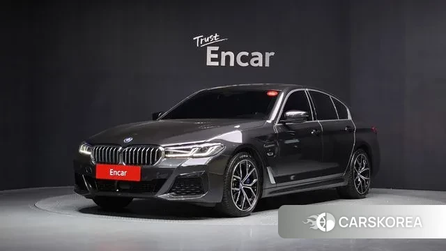 BMW 5 Series (G30) 2023 Серый из Кореи