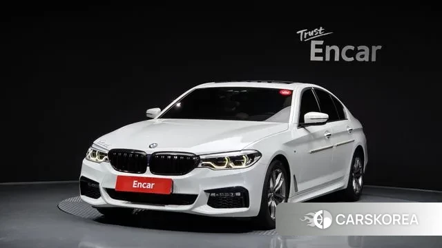 BMW 5 Series (G30) 2018 Белый из Кореи