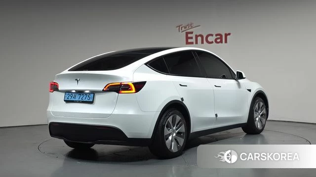 Tesla Model Y 2024 Белый из Кореи