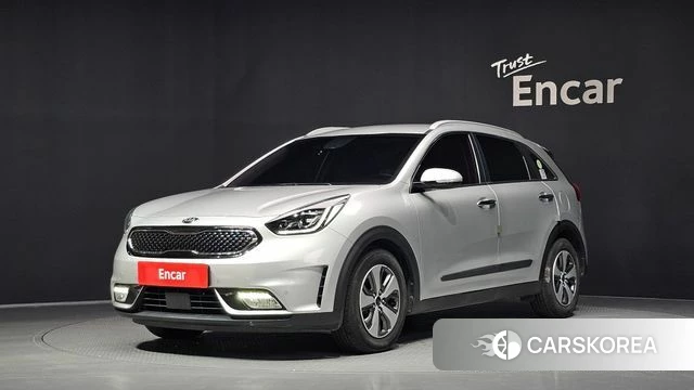 Kia Niro 2018 Серебряный из Кореи