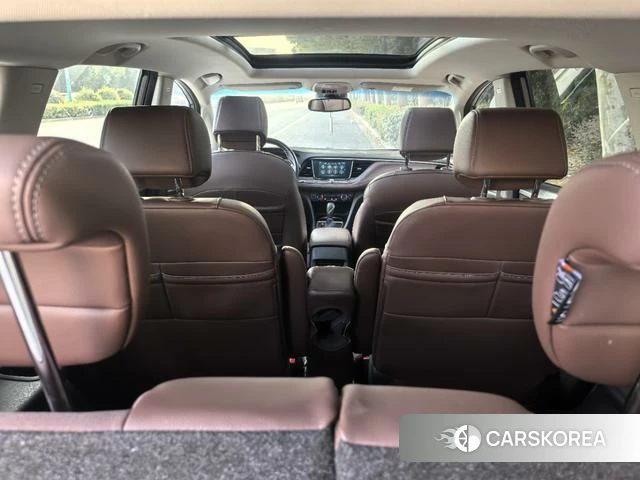 Buick GL6 2019 Темно-серый из Китая