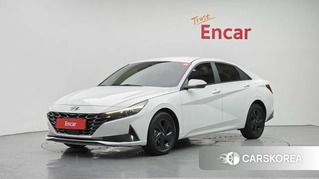 Hyundai Avante (CN7) 2023 Белый из Кореи