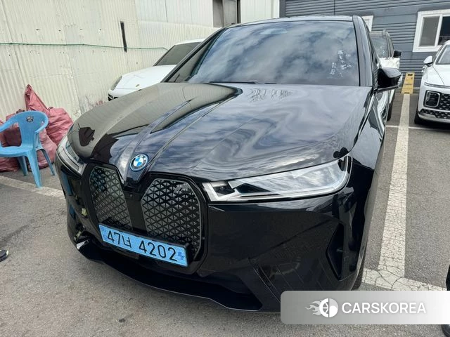 BMW iX 2023 Черный из Кореи