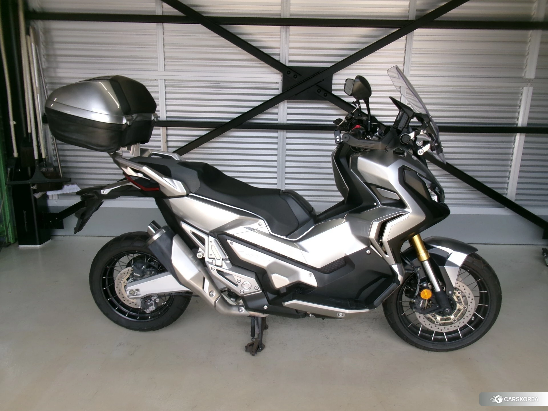 Проданный Honda X-ADV 750 2017 из Японии, фото 4