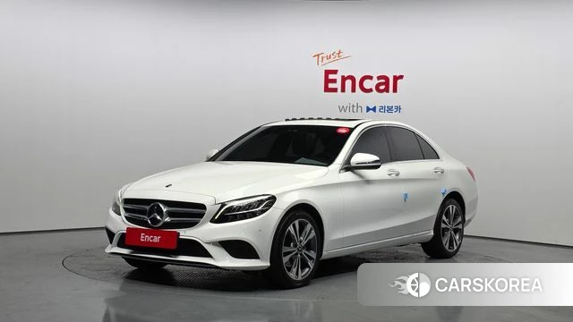 Mercedes-Benz C-Class W205 2019 Белый из Кореи