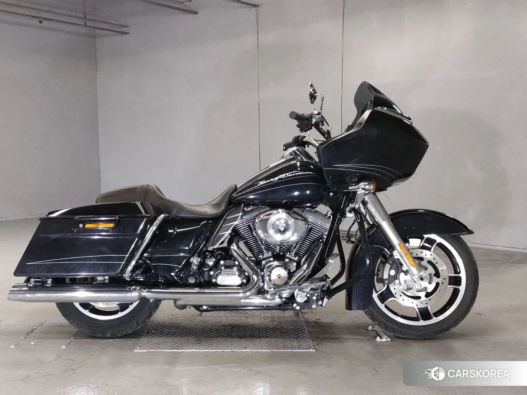 Проданный Harley-Davidson Road Glide FLTRX1690 2012 из Японии, фото 2