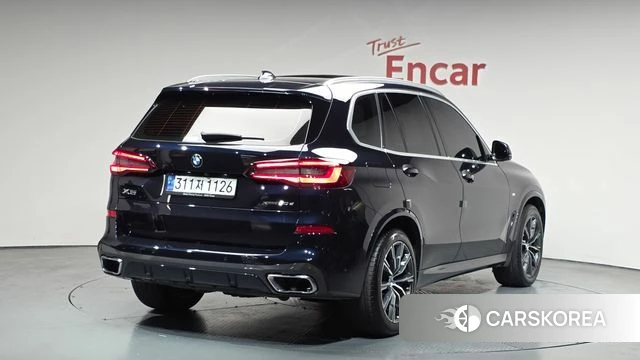 BMW X5 (G05) 2021 Черный из Кореи