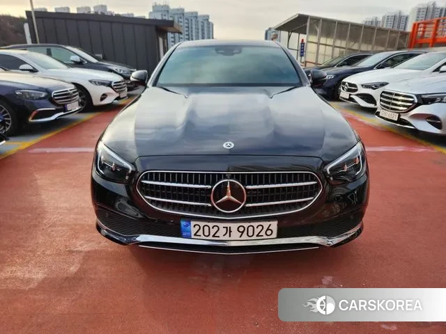 Mercedes-Benz E-Class W213 2022 Черный из Кореи