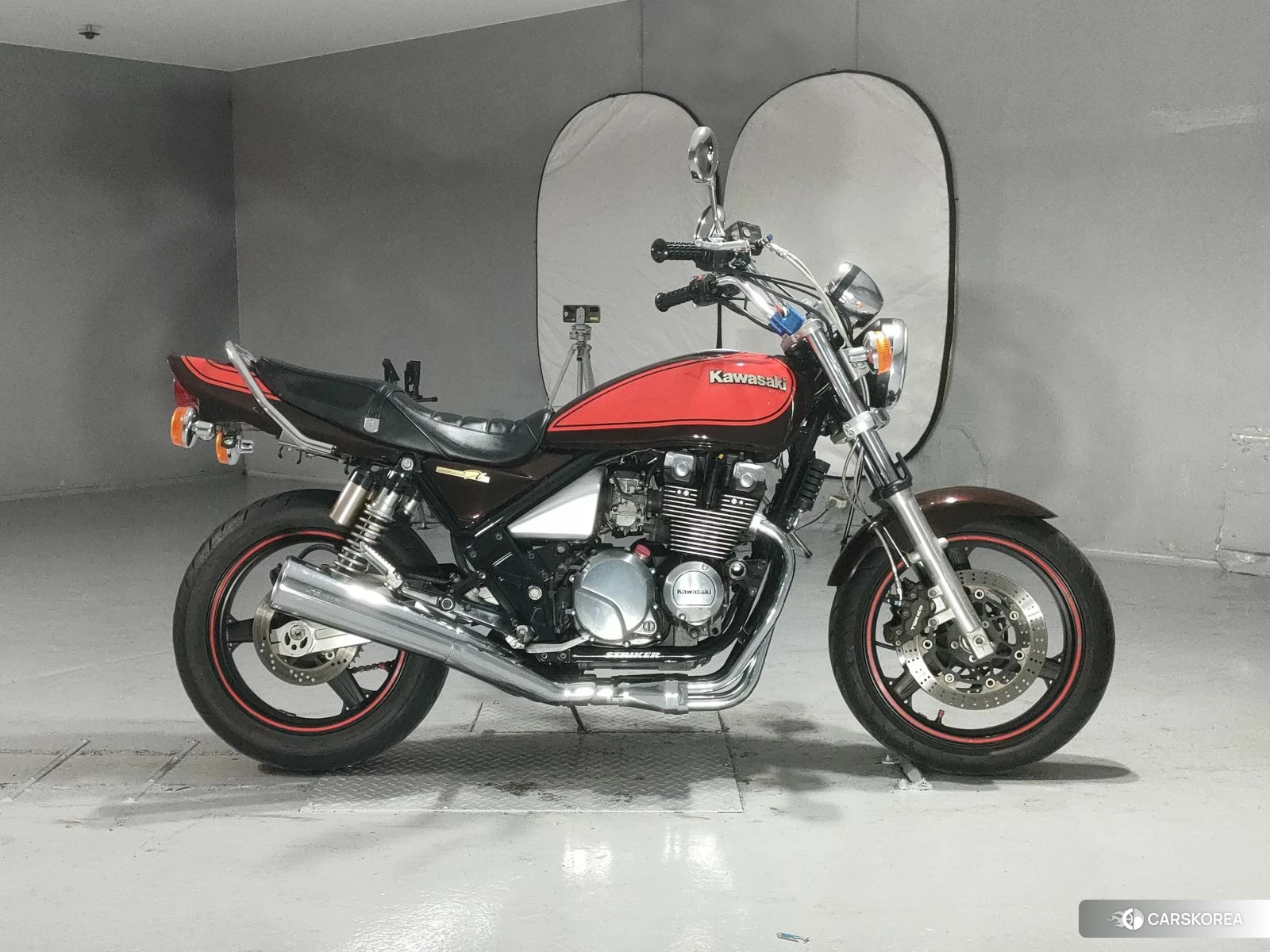 Kawasaki ZEPHYR 400 2010 из Японии