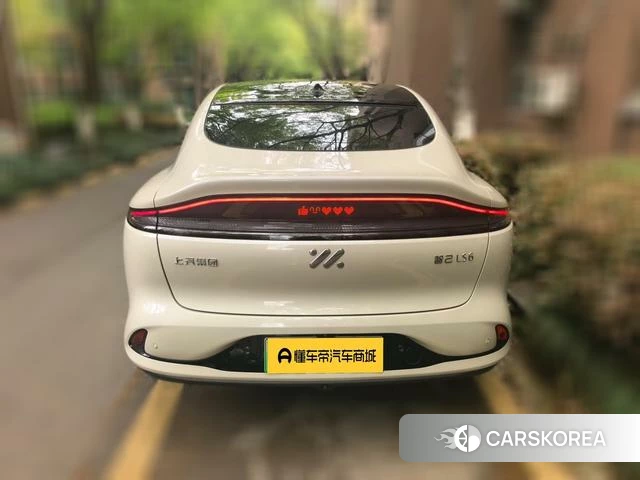 Zhiji Automobile Zhiji LS6 2024 Белый из Китая