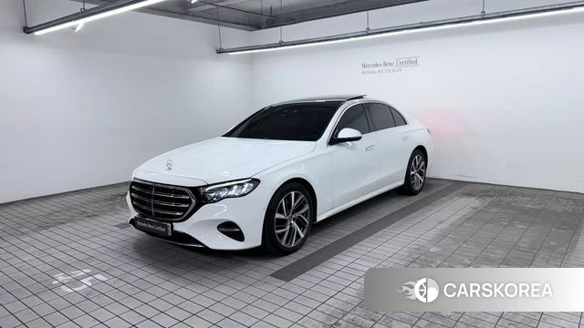 Mercedes-Benz E-Class W214 2024 Белый из Кореи