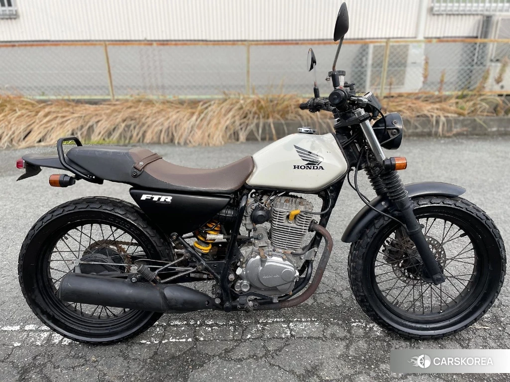 Проданный Honda FTR223 2014 из Японии