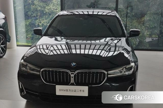 BMW 5 series 2023 Черный из Китая