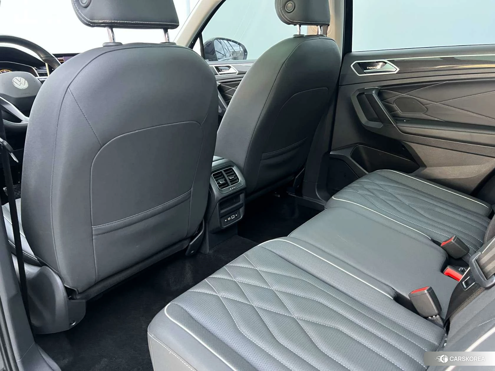 Volkswagen Tiguan L 2022 Черный из Китая