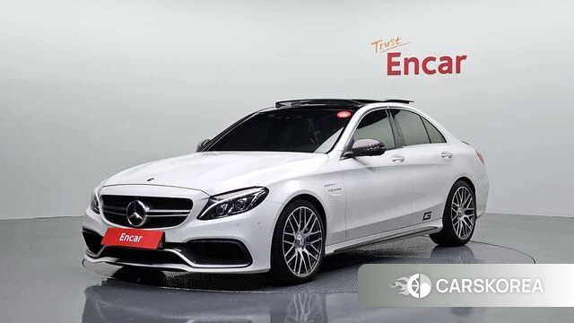 Mercedes-Benz C-Class W205 2018 Белый из Кореи
