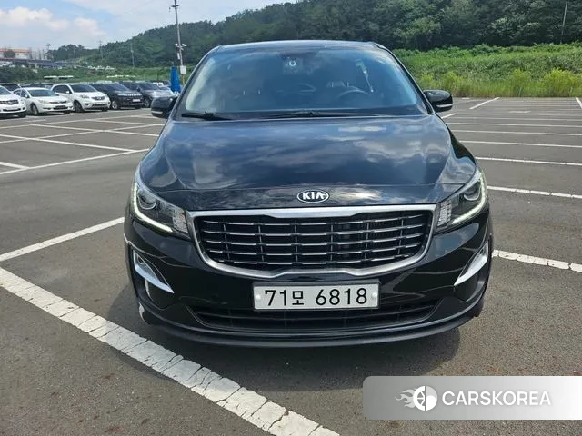 Kia The New Carnival 2019 Черный из Кореи