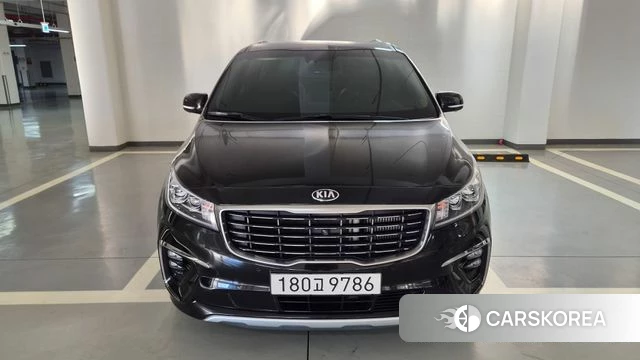 Kia The New Carnival 2018 Черный из Кореи
