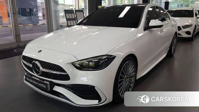 Mercedes-Benz C-Class W206 2023 Белый из Кореи